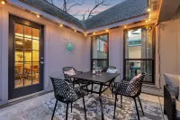 Villa D’Oro, Saltwater Pool, Hot Tub, Arcade, Foosball & Walking Trail