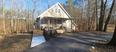 Fish or Relax at "The Oar House" on W.P. Lake