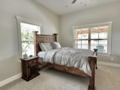 Small Town Richness at Salt Creek Inn 4 Bed 4 Bath Graham, TX Hotels in Young County