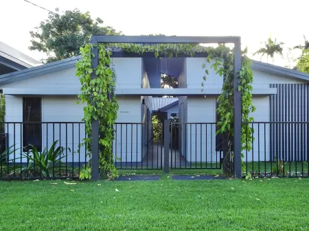 A tropical getaway for families and friends, including your furry ones!