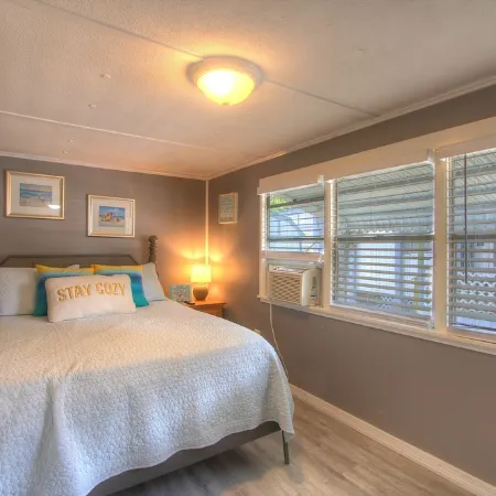 3 bedroom Farmhouse on the River