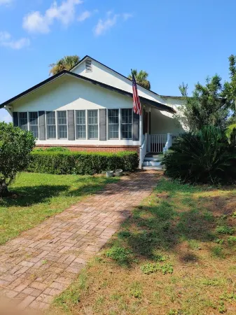 COASTAL COTTAGE BOAT DOCK FISH, WHITMARSH IS. SAVANNAH, TYBEE,  GOLF  NATL PARKS