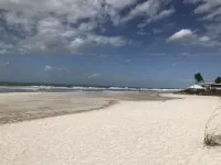ONE BEDROOM CONDO ONE BLOCK TO BEACH