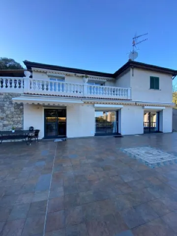 Villa Isabella: relaxation, calm, pool and beautiful beaches nearby