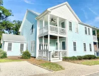 ☆Yacht Basin Getaway☆ Walk To The Waterfront, Provision Company, Fishy Fishy