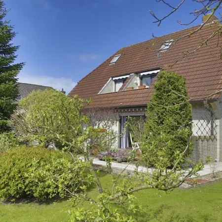 Vacation home Wilhelmine - Apartment Schwalbe EG