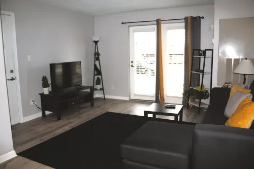 King Bed. Funny Bone, Fraze, Wpafb, Museum Adventure Reef. Fun Get Away!