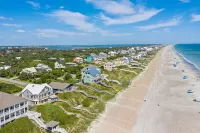 The ultimate OCEANFRONT bungalow close to everything