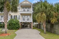 Private 5 Bed, 4.5 Bath w/ Elevator & Pool. Steps to the Beach & Close to Pier. - Balcony