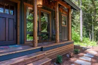 Little House On The Mountain--ZigZag Mountain View
