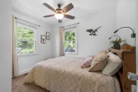 🔥 Hottub + 🐕 friendly + 🏔️ view + Skyline Dr + Wineries