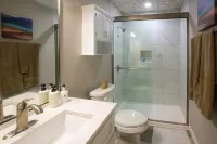 Charming 1-bedroom apartment in Enterprise with WiFi, AC