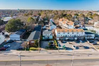 Seaside Luxury Retreat - U. Peaceful getaway or an adventure-filled retreat!