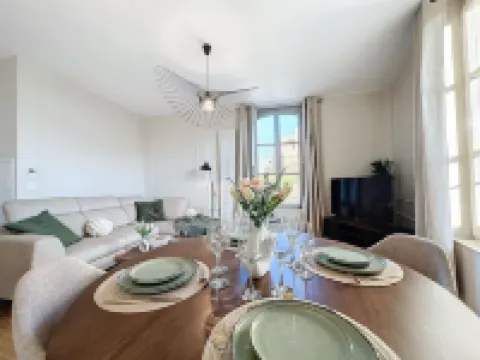 Le Patio'nnement, Troyes Centre, Proche Gare, Parking Privé