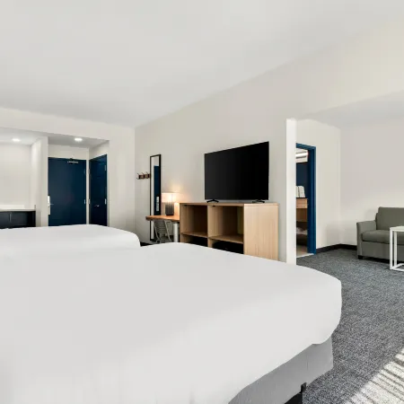 Spark by Hilton Lancaster Dutch Country