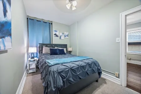 Rustic APT |Near Hosp| 25mins to ORD|MDW|DT|Free Parking&Wifi