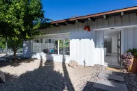 Palm Springs Perfection with Private Casita