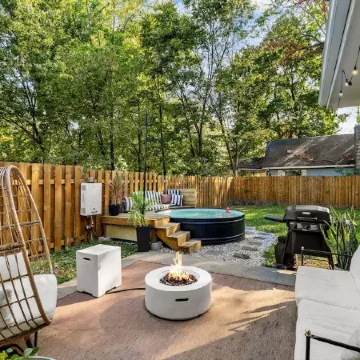 White Guesthouse with a Pool