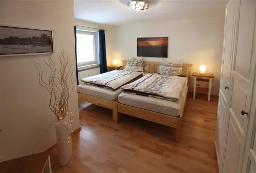 Nice, lovingly completely renovated apartment right below the Karwendel. - Wifi