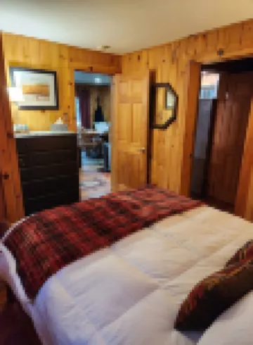 Tamarac Cabin at Colden Lodge