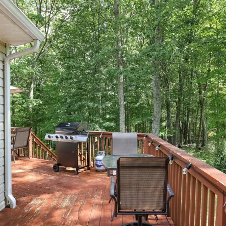 Poconos House - 4BR house in Saw Creek, Bushkill