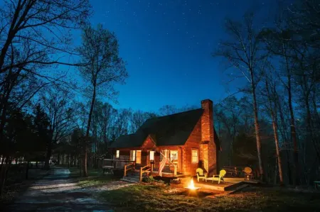 Bourbon Country Cabin<br>Loft style cabin, great location to visit KY distilleries