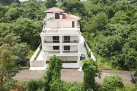 Visao Hotels near Shree Shantadurga Temple