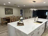 Lake House! Game Room, Fire Pit, Huge Kitchen, Remodeled!