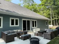 4 Master Suites with Hot Tub That Sleeps 12 in Door County!