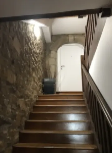 Downtown duplex 120m2, facing Saint Pol de Leon cathedral.