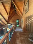 Luxury Log Cabin adjoins GSMNP . Magnificent Views , Nature Lovers Paradise !