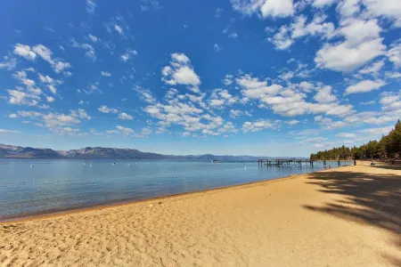 Heavenly Ski 10-Min, Pickleball, Private Beach, EV