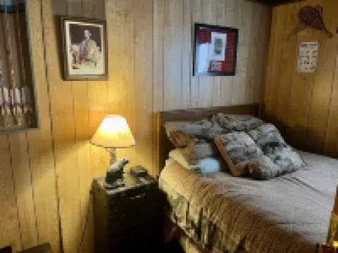 THE CAMPFIRE LODGE @ BIG POWDERHORN MTN WITH HOT TUB