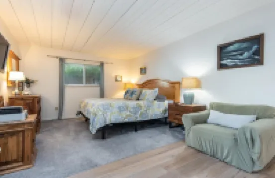 Restored Home With Unobstructed Ocean View, Steps to The Sea