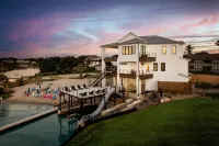 Luxurious Lake Retreat: Sleeps 18, King Suites, Pool, Slide, Sun Deck, Elevator Hotels in Granite Shoals