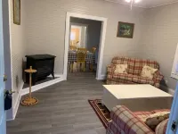 Cute Bungalow in NewRiver Gorge National Park(sleeps 6, pet friendly) Hotels in New River