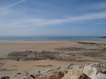 Studio in the dunes with small garden