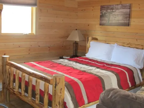 The Stewart - Cabin with Mountain views, Close to Yellowstone