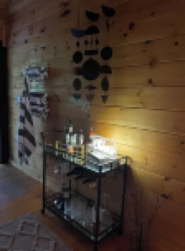 Cherry Log Chic - Perfectly Positioned Between Blue Ridge & Ellijay