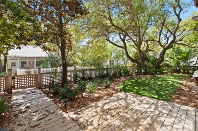 Heated Pool- Steps from Seaside- View of the Gulf of Mexico Hotel in zona Beach Ready Spa