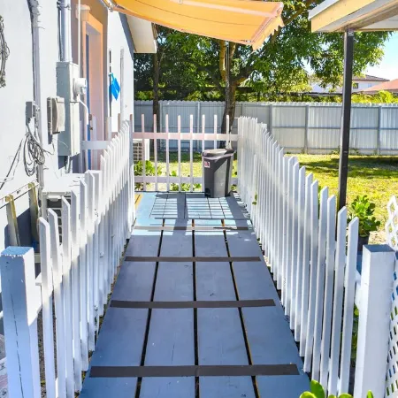 Miami Boho Beach Place - Great location for all your needs!