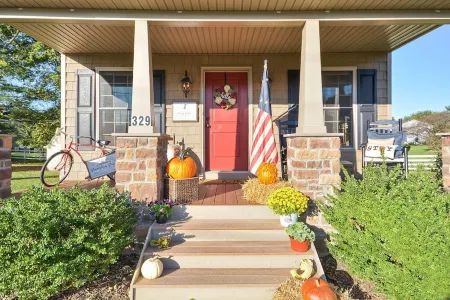 Charming "Cream of the Crop" Cape ~❤️of Middletown Отели в г. Мидлтаун