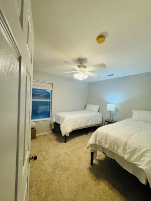 5 Bedrooms 6 beds.Golf,AT&T stadium,Epic six flax near supermarket,coffee shops. Hotels in der Nähe von Sunglass Hut