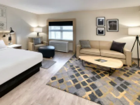 The Insignia Hotel, Sarnia, a Tribute Portfolio Hotel Hotels in Sarnia