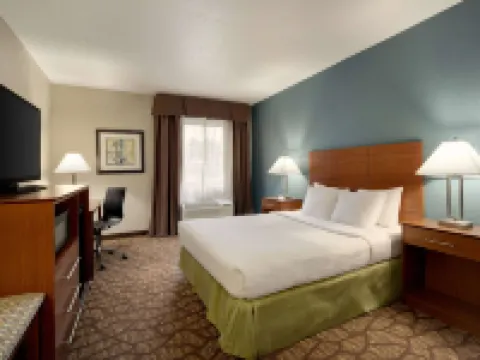 AmericInn by Wyndham Grand Rapids Airport North Hotels in Cascade