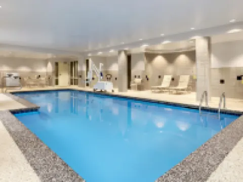 ハンプトン イン ドーバー ドーバーのホテル