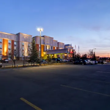 Hampton Inn & Suites by Hilton Calgary-Airport