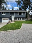 Mid town, central location. Kid friendly & CLEAN!