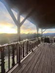 Cozy Cabin, Kid & Pet Friendly, Mountain Views, River Access, Kayak, Near Boone