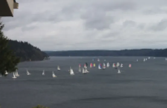 GIG Harbor- Secluded Apartment with Million Dollar View.  10-Minute Walk to Town